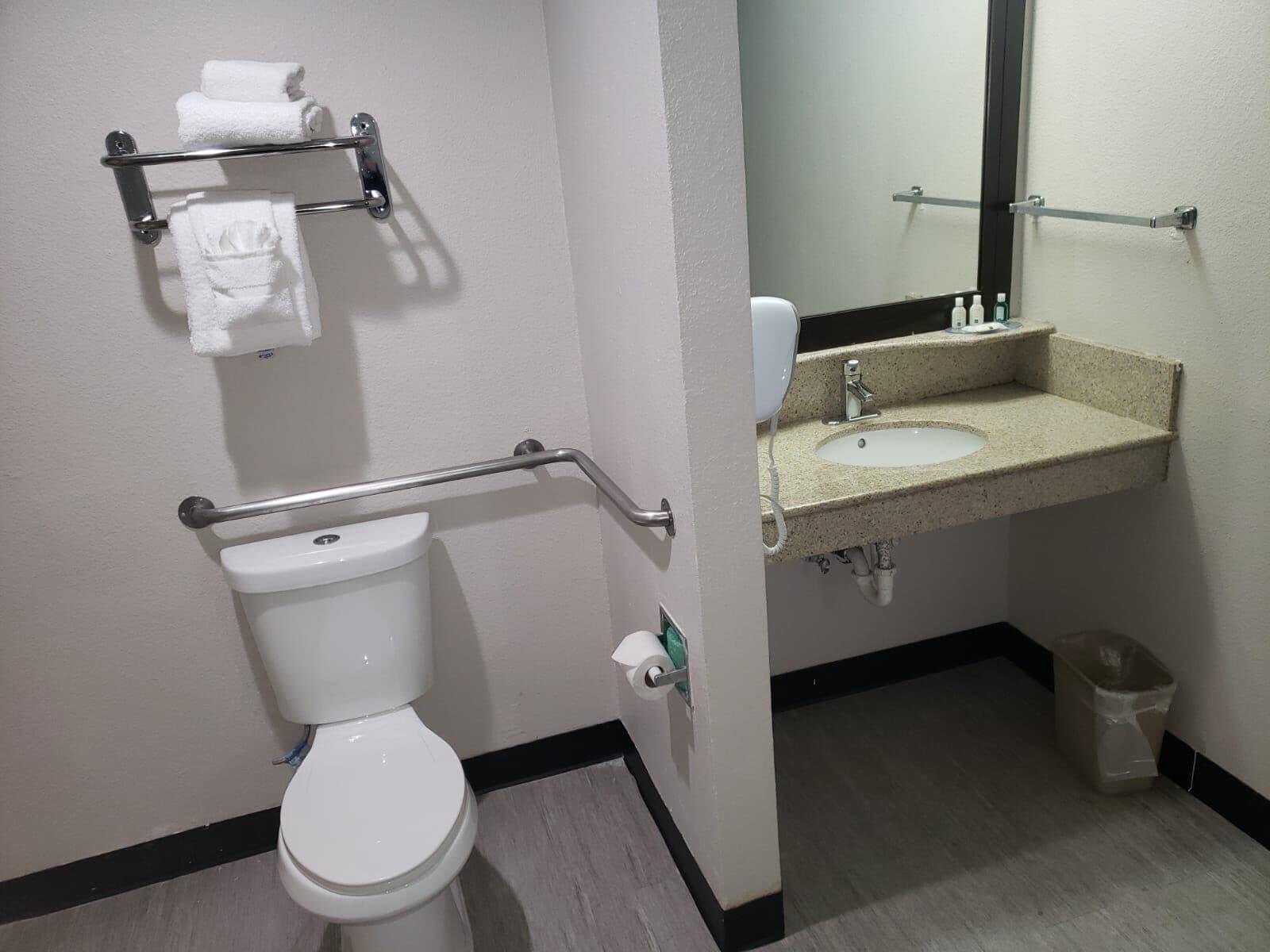 Quality Airport East Inn El Paso