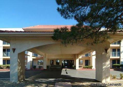 Inn Quality Airport East